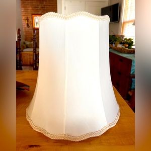 Victorian fabric and embroidered trim lampshade. In good pre-owned condition.